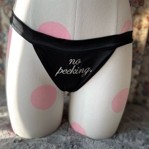 Victoria’s Secret Cheekini NEW